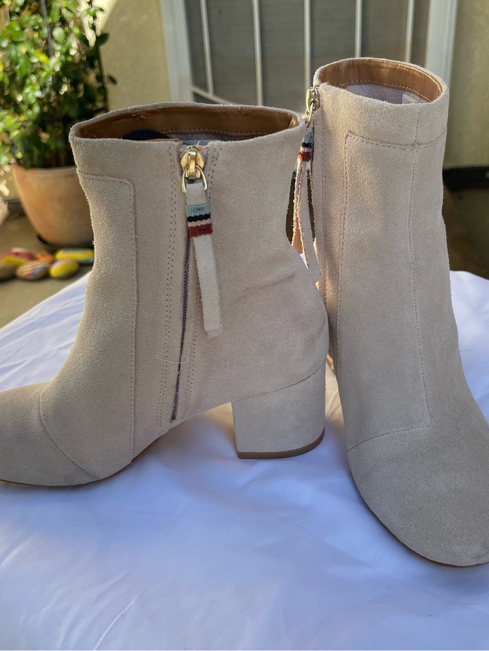 TOMS Evie Beige  Suede Ankle
Boot.
